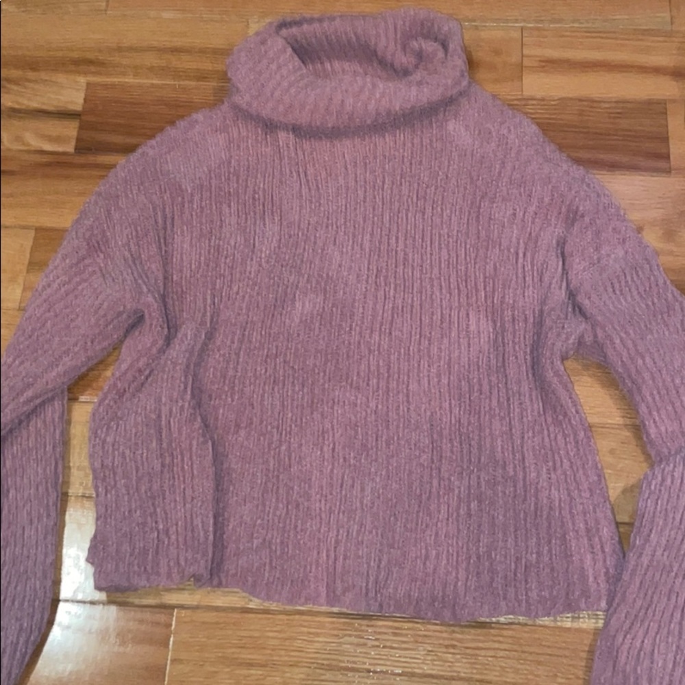 Turtle neck sweater